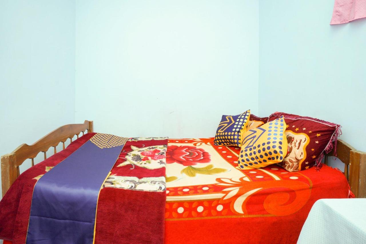 Spot On 2126 Bromo Indah Homestay Probolinggo Exterior photo