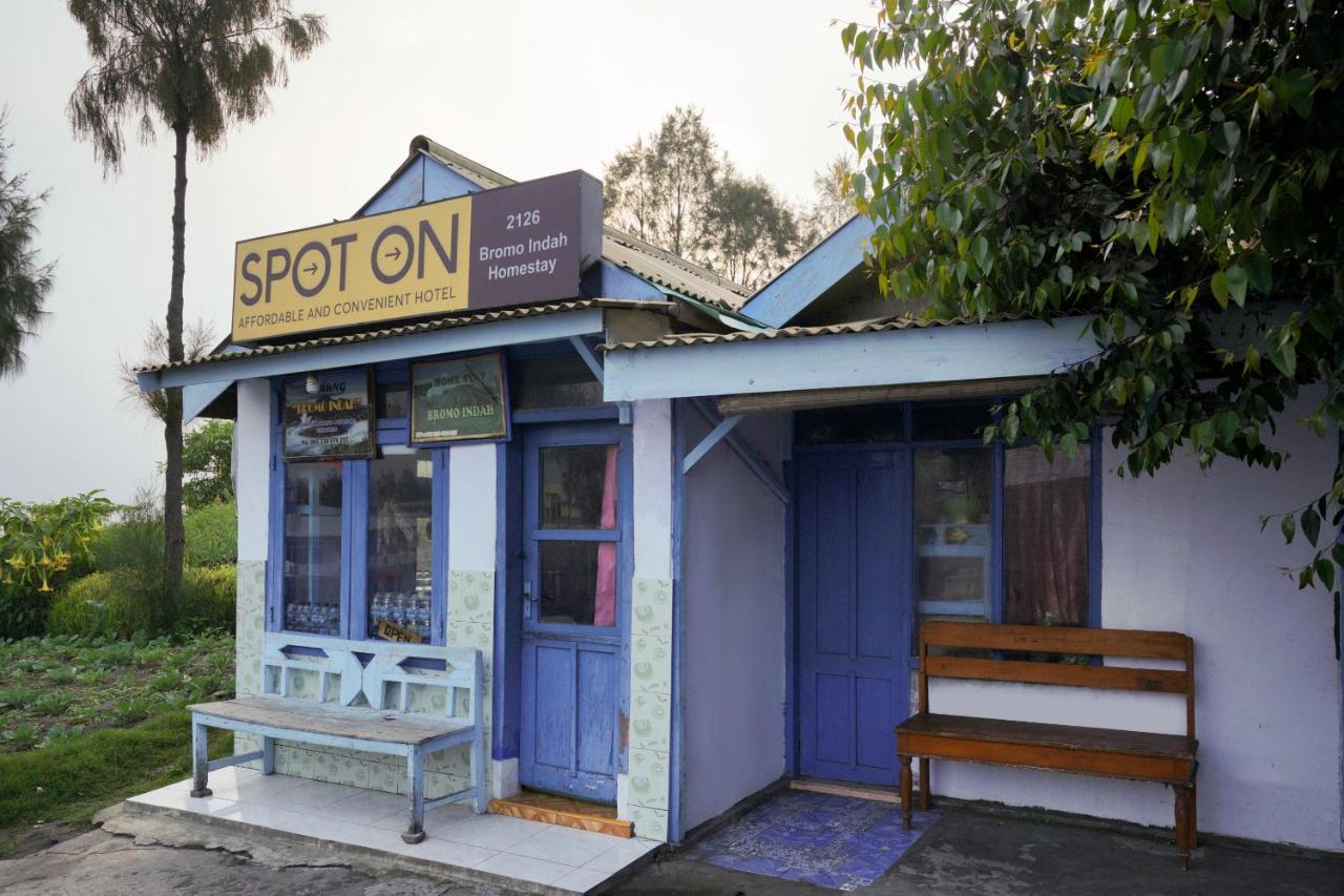 Spot On 2126 Bromo Indah Homestay Probolinggo Exterior photo